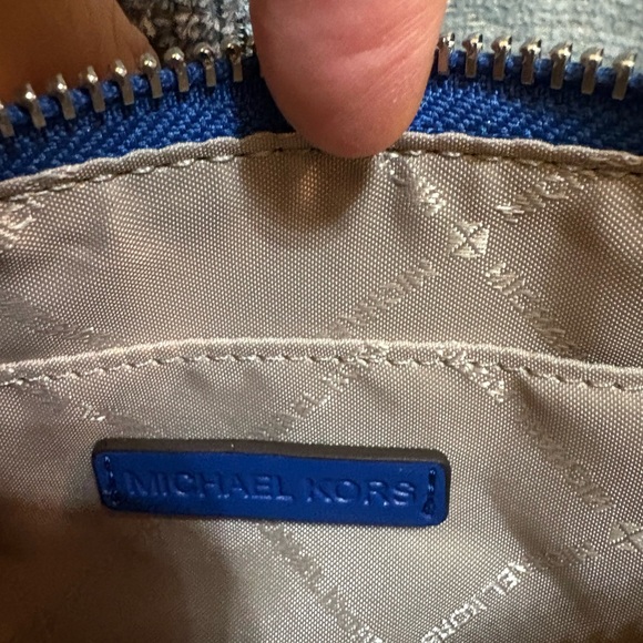 Michael Kors Vibrant Blue Bag NWT $178 retail - Picture 7 of 9